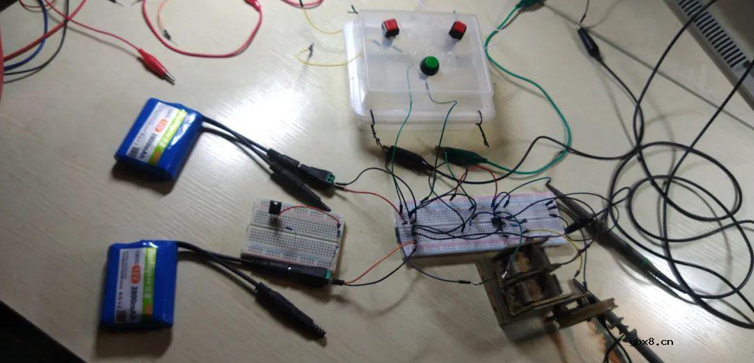 基于运算放大器的积分器电路实验过程