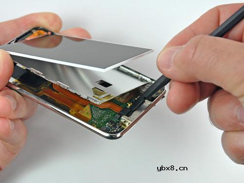 最新iPod touch 3rd多图详细拆解