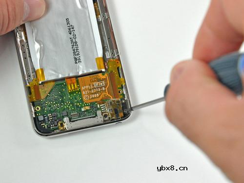 最新iPod touch 3rd多图详细拆解
