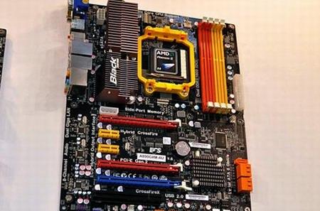 AMD 8系列主板全景亮相