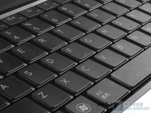 戴尔Studio 1458外观图赏