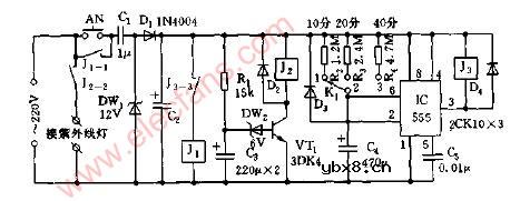 用于EPROM擦除的自控装置电路图