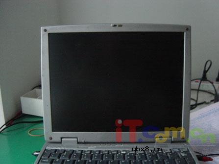 笔记本电脑液晶屏暗屏维修经历