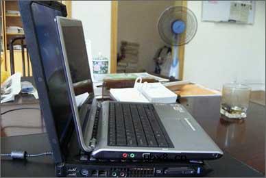 IBM和索尼屏幕显示大比拼