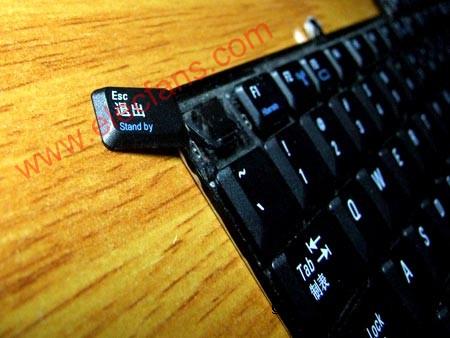 教您如何清理笔记本键盘(真实例子)