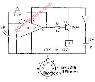 8FC7自然光继电器电路图