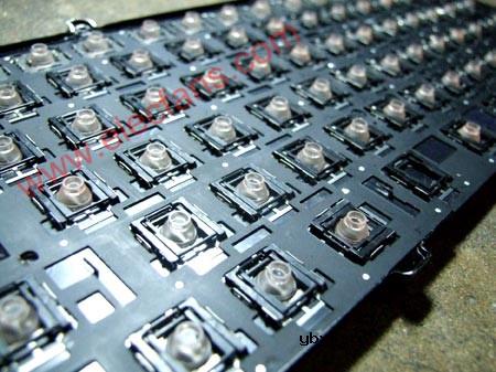 教您如何清理笔记本键盘(真实例子)