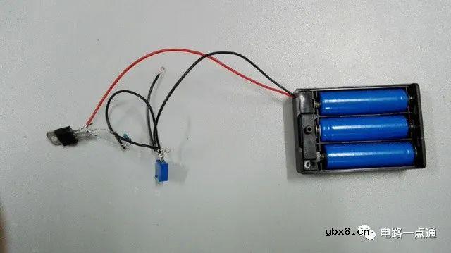 5V稳压电源设计：材料不多，电路图也非常简单