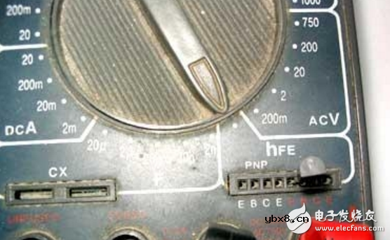 万用表如何测量三级管好坏