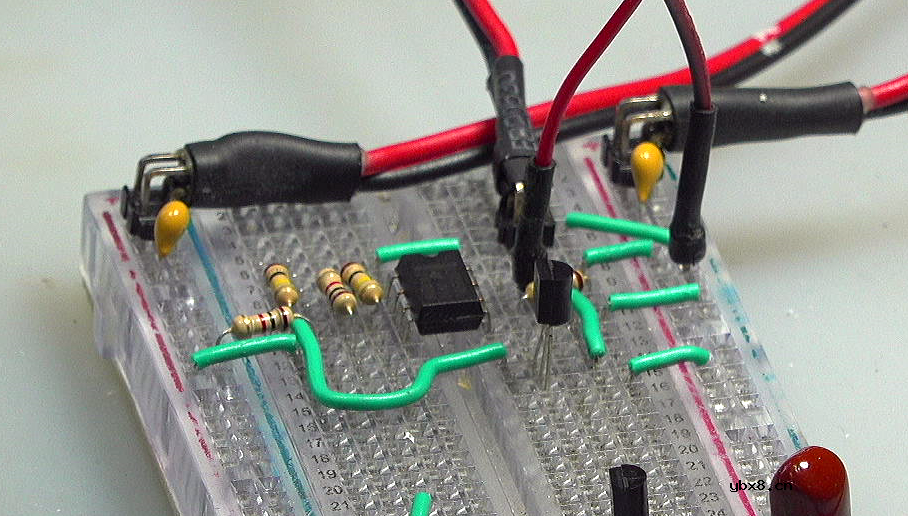 三极管的电流增益在正向与反向变化