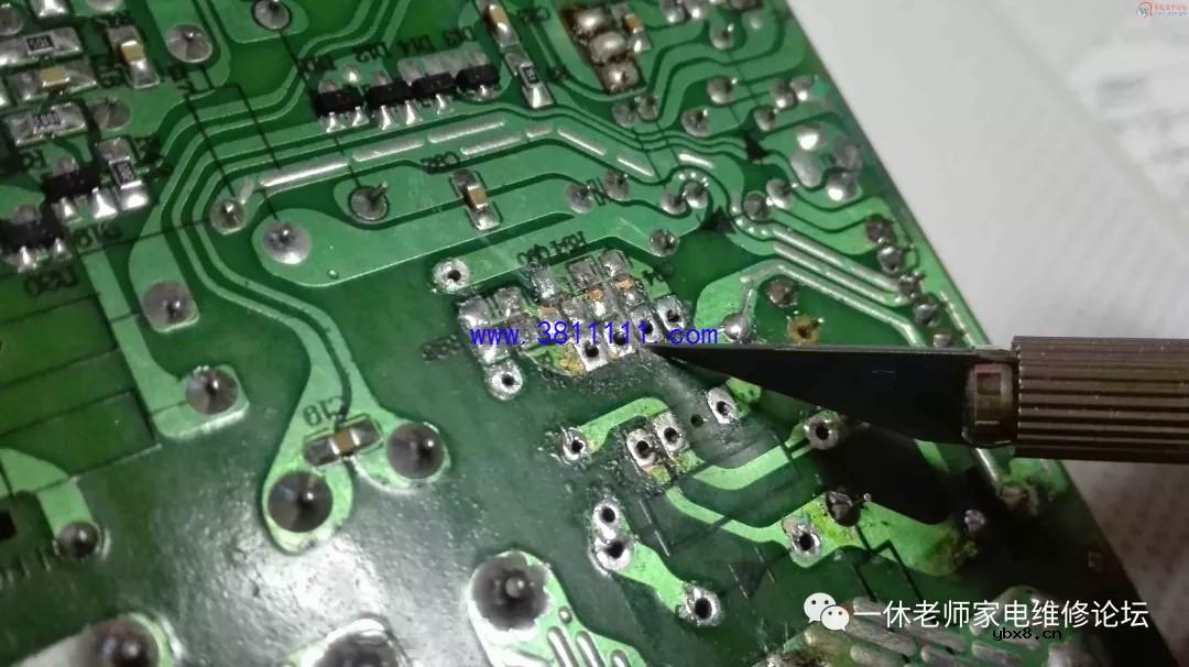 美的电磁炉通电无反应技改维修VIPer12A代换FSD200 