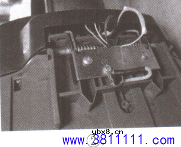 苏泊尔CYSB50FCW2OQT-100电压力锅显示EO代码故障维修 