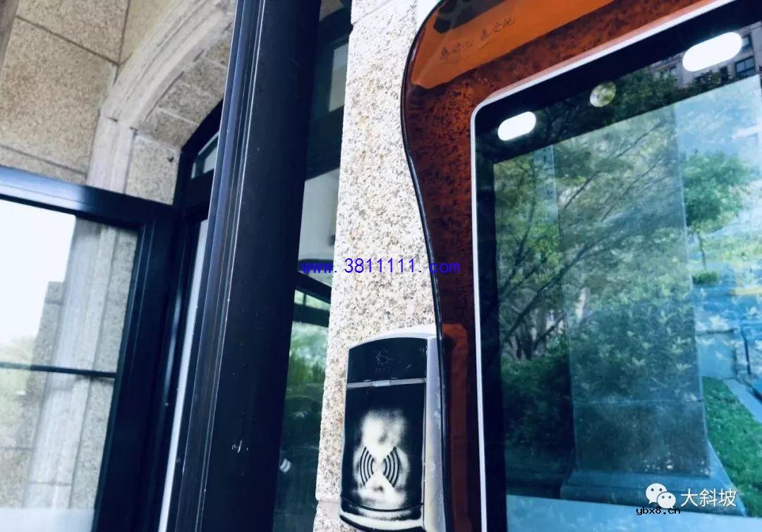 小区安装人脸识别，拒绝采集的我要快回不了家 