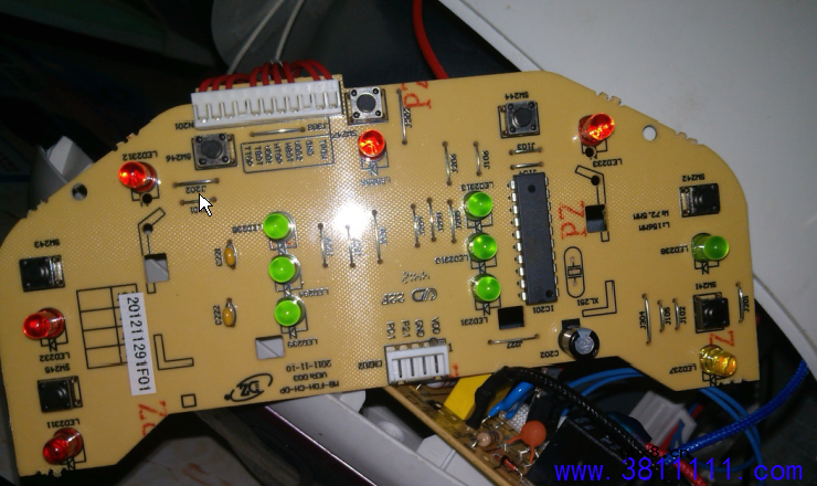 美的电饭煲(MB-FD402E)不开机，指示灯不亮维修心得分享 