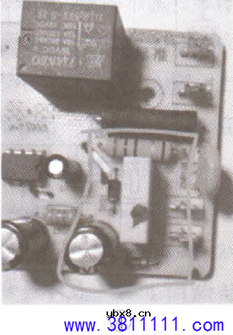 苏泊尔智能电饭煲FC29型电源板常见故障维修 