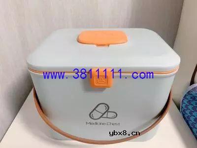 爸爸是居家小达人，邻居总是喜欢来我家参观，瞧新选购的这“嵌入式电磁炉”，美观还方 ... 