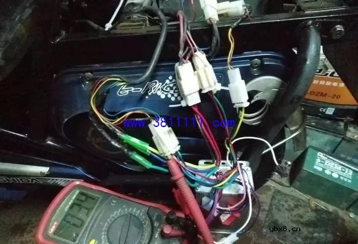 电动车有电不走，转把、控制器、电机都换了，还是动不了，直接用对接控制器学习线也是 ... 