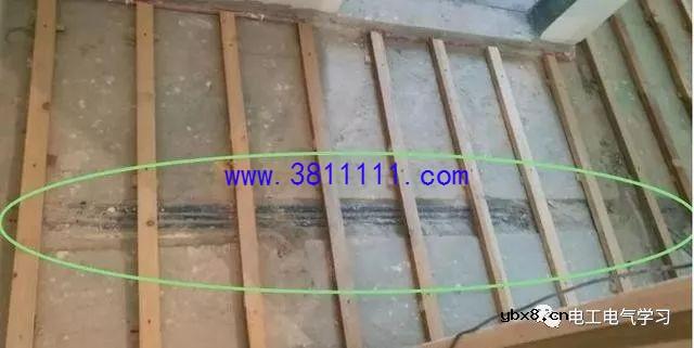 水电改造一定要开槽？谁说的？专业电工为你正确解答相关问题 