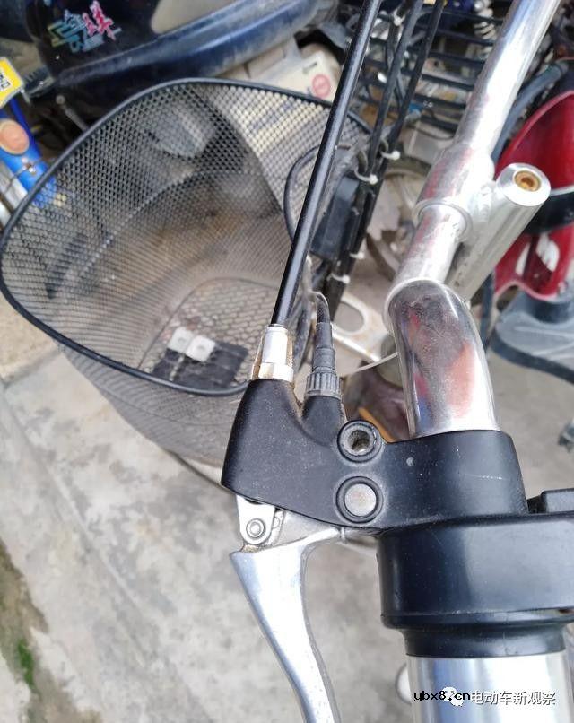 ​电动车突然不走了，换控制器和转把不管用，但车走电，这是怎么回事？ 