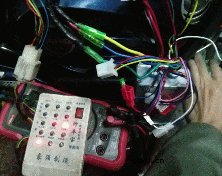 电动车有电不走，转把、控制器、电机都换了，还是动不了，直接用对接控制器学习线也是 ... 