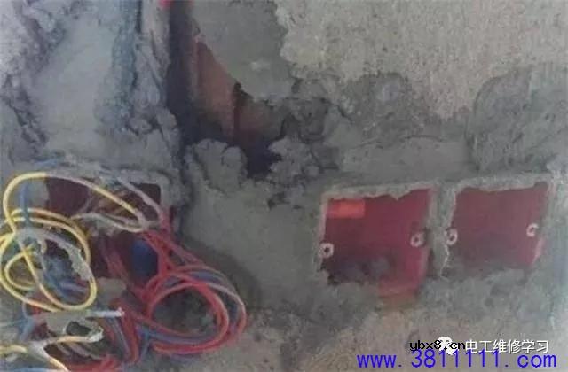 水电2天就完工了，起初还以为师傅手快，验收时业主很生气 