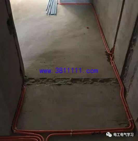 水电改造一定要开槽？谁说的？专业电工为你正确解答相关问题 