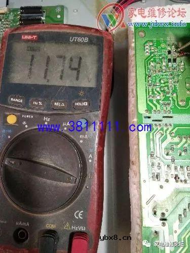 创维液晶电视55E600Y无规律自动关机 