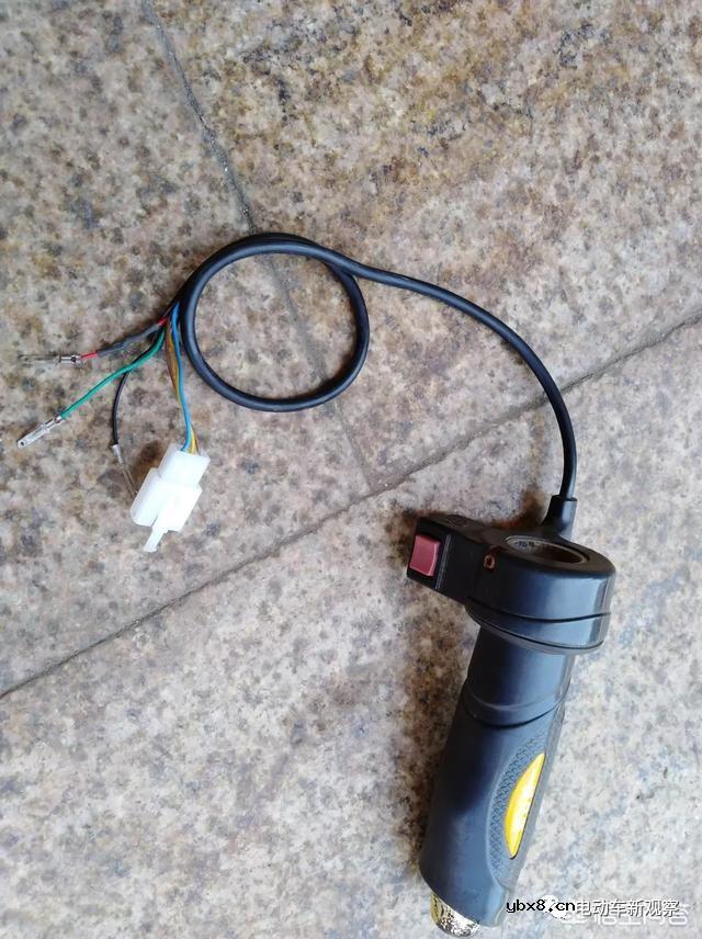 ​电动车突然不走了，换控制器和转把不管用，但车走电，这是怎么回事？ 