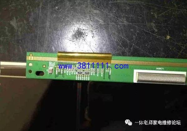 海尔L32B1液晶屏图像重影故障修复过程 