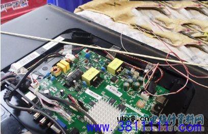 先锋LED-32B700S液晶电视开机指示灯亮但无图像无声音 