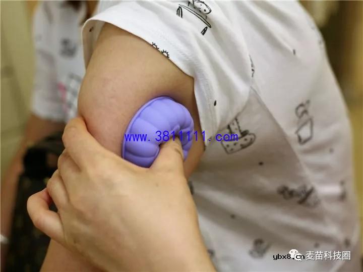 小米有品上架手机分屏器神器还能拔罐用 