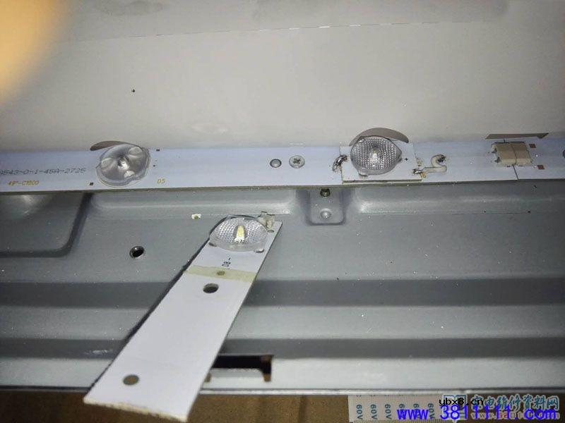 图解长虹49寸液晶电视拆屏换灯珠的过程 图解长虹49寸液晶电视拆屏换灯珠的过程