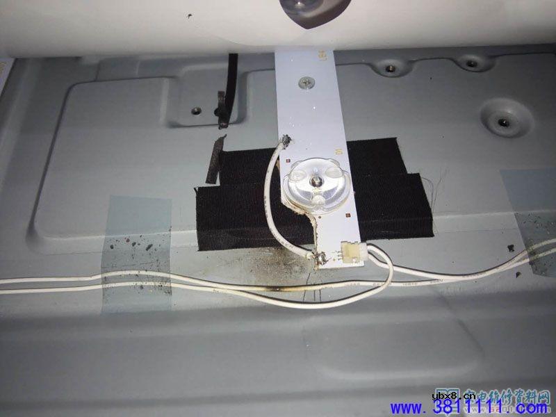 图解长虹49寸液晶电视拆屏换灯珠的过程 图解长虹49寸液晶电视拆屏换灯珠的过程