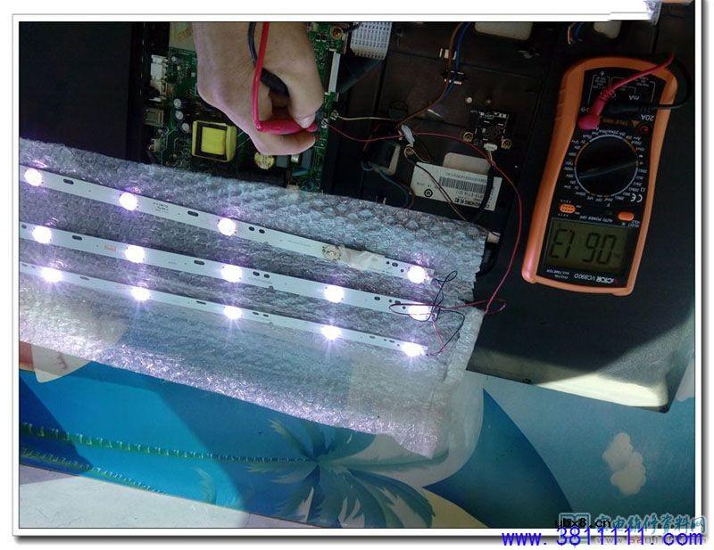 图解长虹LED32C1000N背光不亮的故障维修 