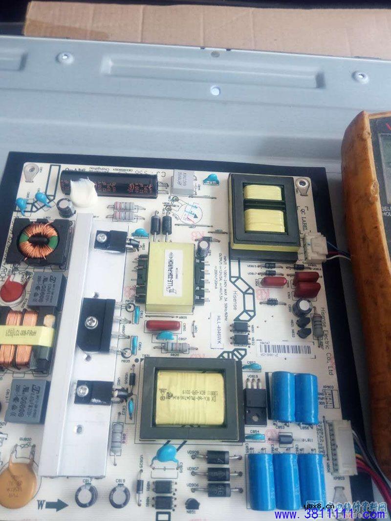 海信LED46K360J液晶开机一会儿后黑屏故障维修 海信LED46K360J液晶开机一会儿后黑屏故障维修