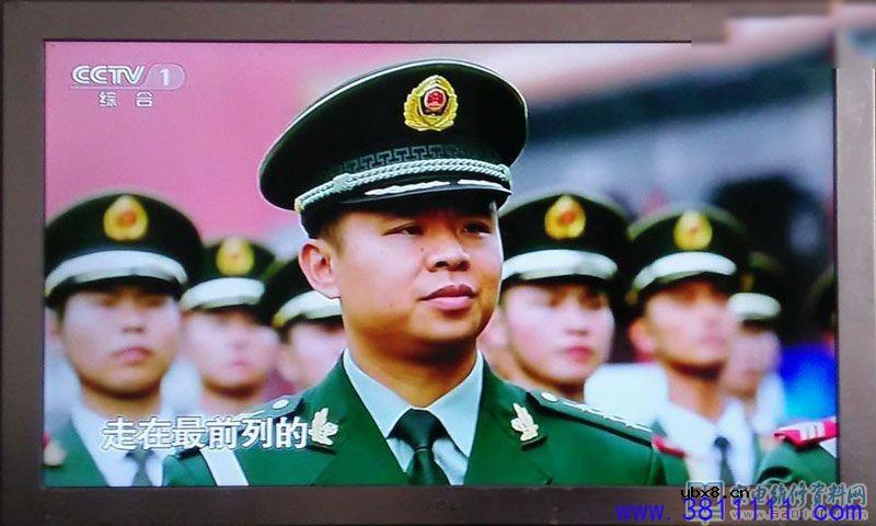 TCL L32V6200DEG液晶电视黑屏有声故障维修 