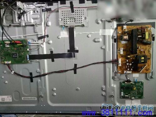 索尼KDL-47R500A液晶电视指示灯闪六下保护的故障检修 