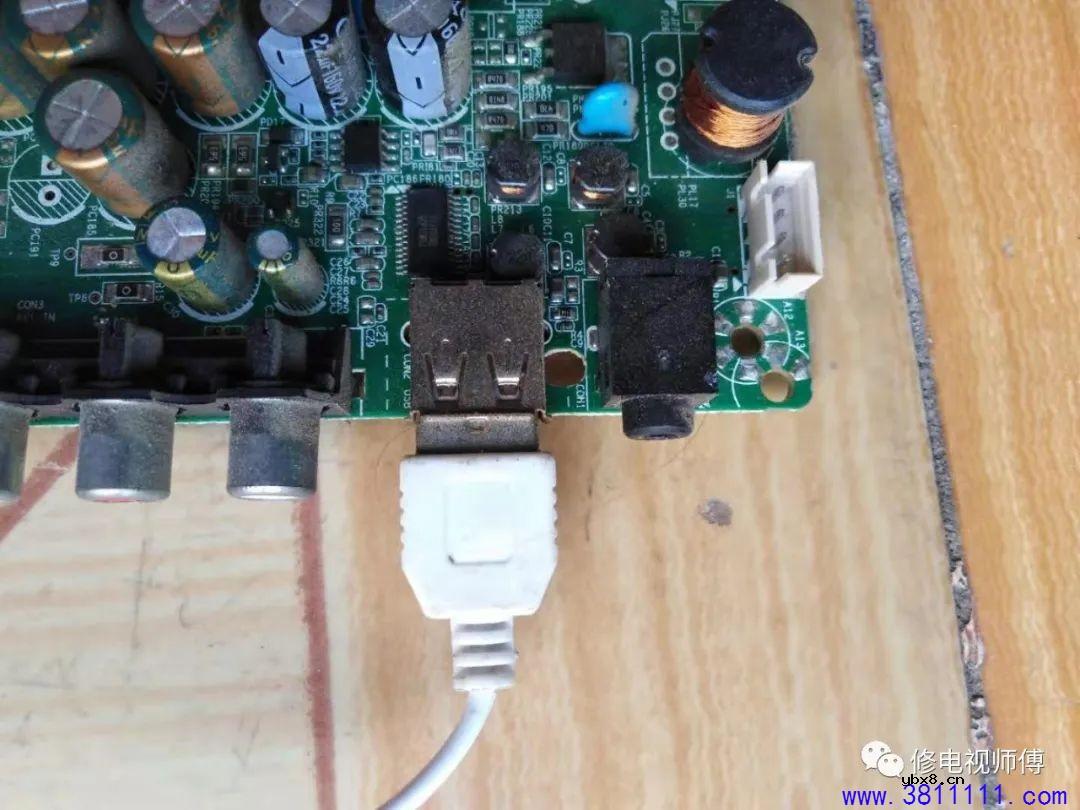 修一台乐华42寸，逼得我做出了个手工小工具 