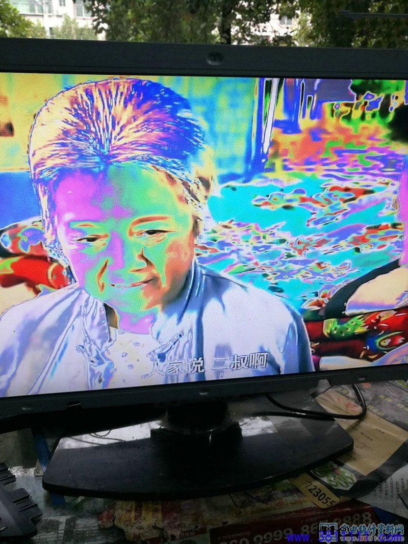 分享长虹LT26519液晶电视花屏故障维修 
