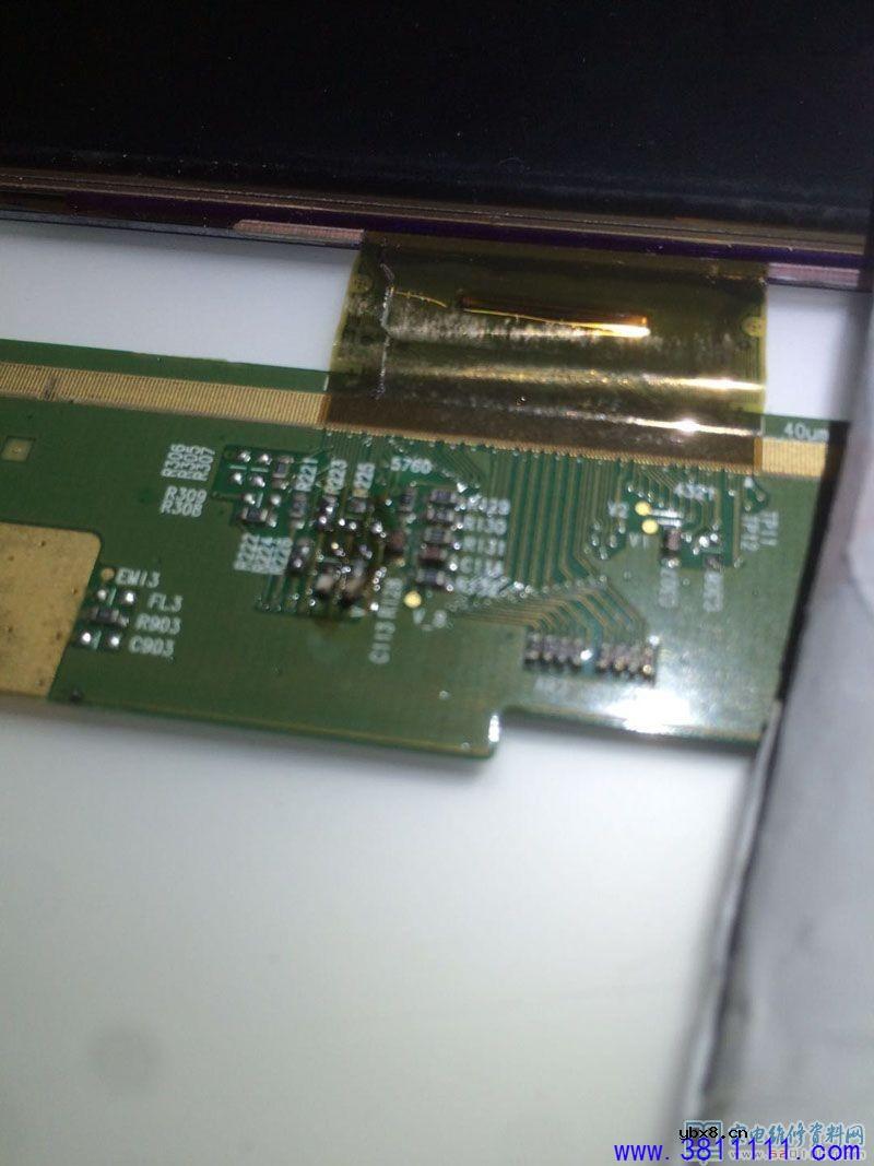 采用LM230WF5液晶屏的闪屏故障维修 