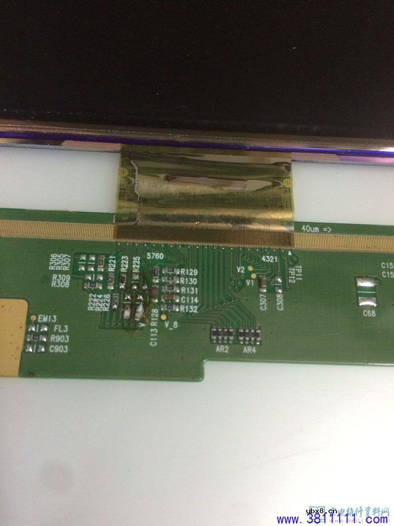 采用LM230WF5液晶屏的闪屏故障维修 