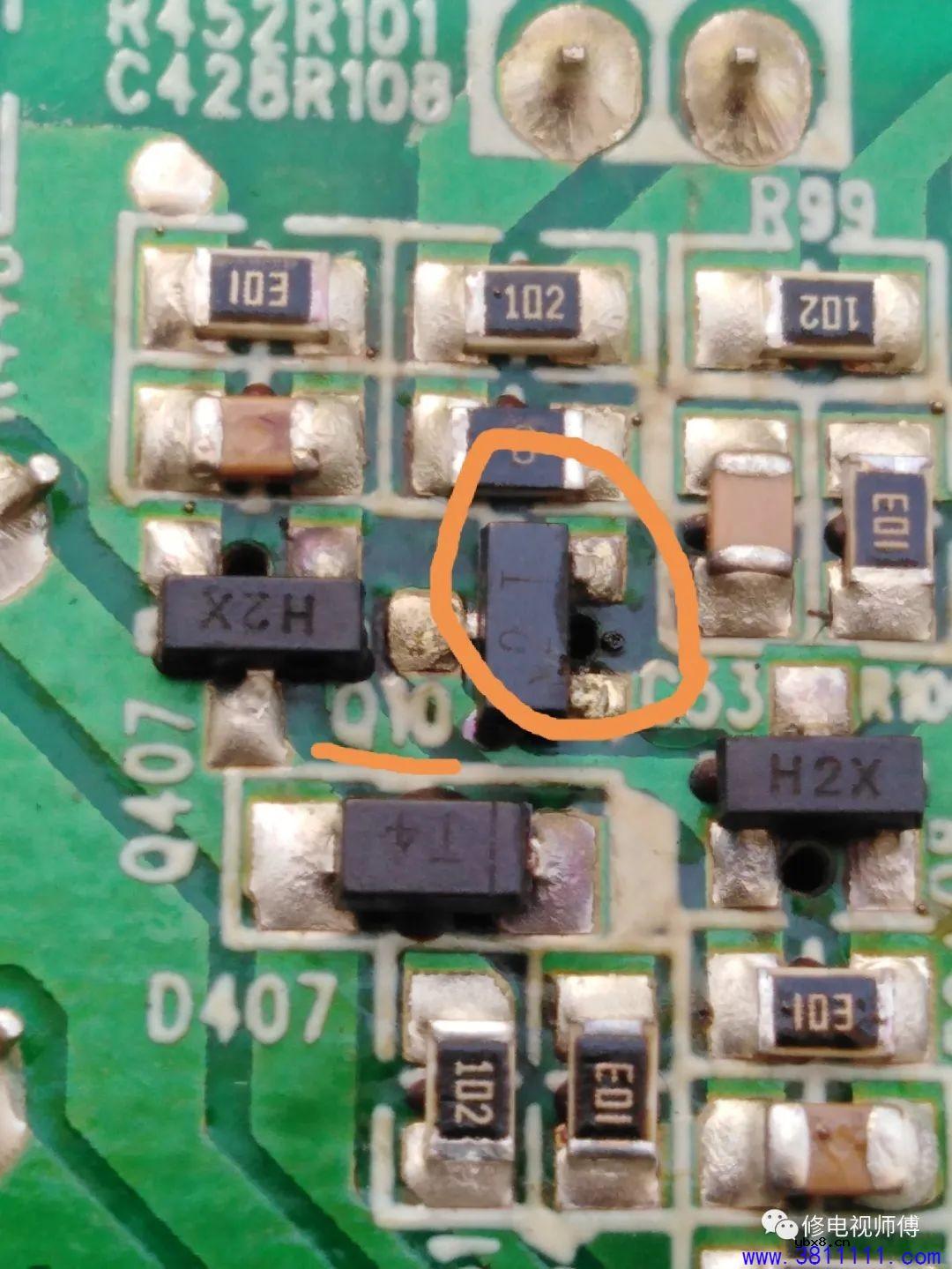 创维55M5液晶电视L5L018电源板灯条闪一下，然后熄灭，红灯一闪一闪 