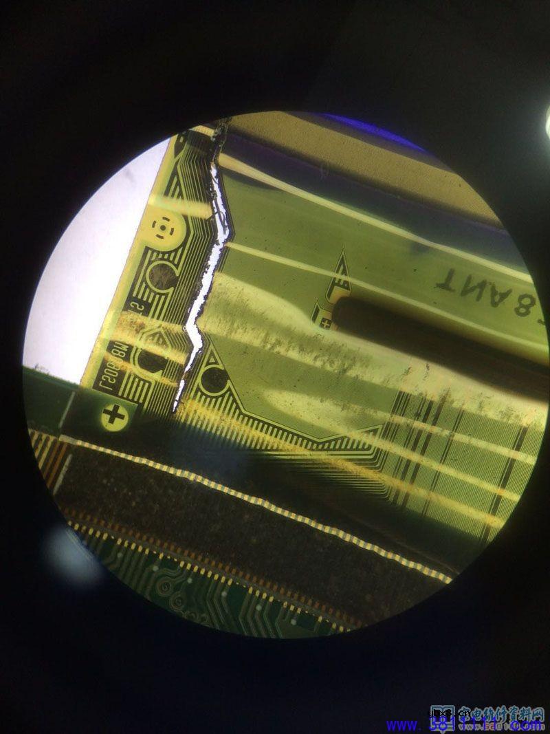 采用LM230WF5液晶屏的闪屏故障维修 