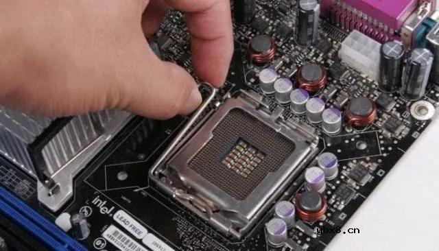 为何总说懂电脑的才组装，不懂电脑的得买整机？看完你就懂了 