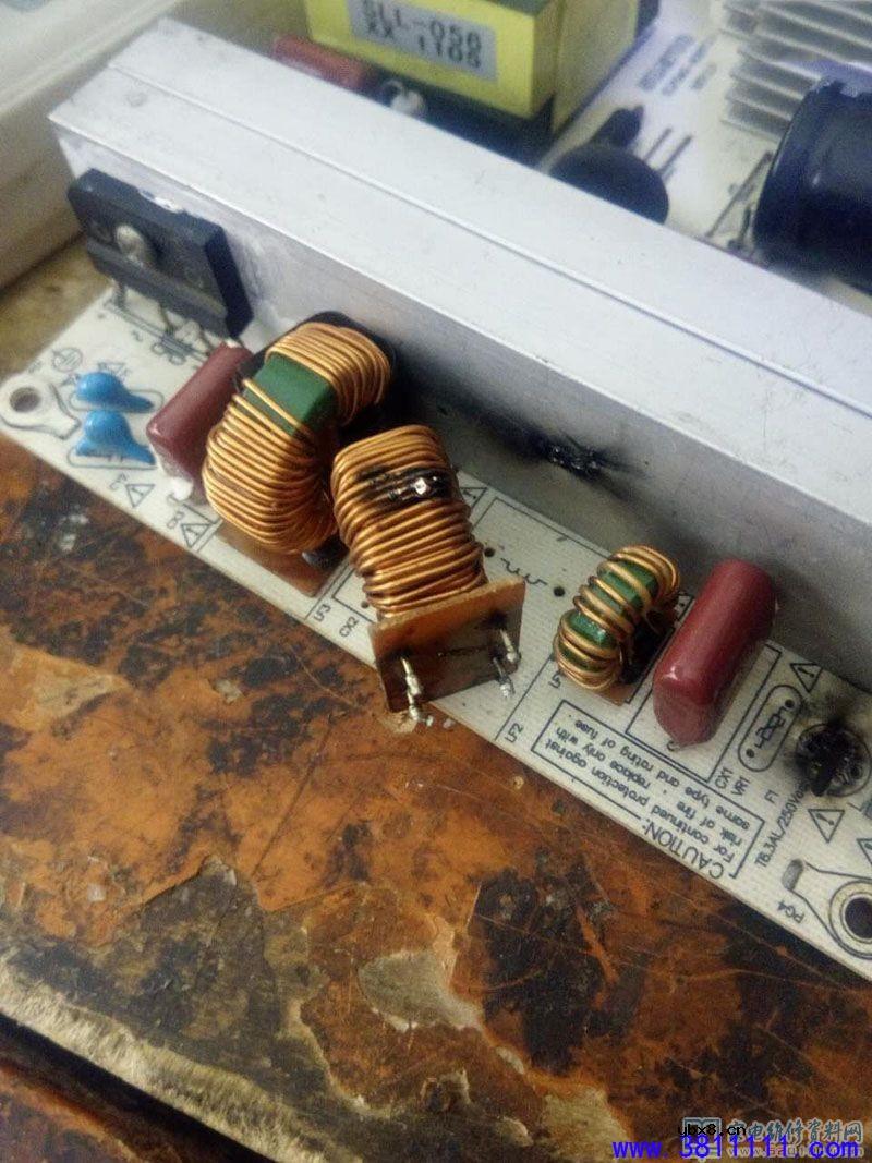 杂牌42寸液晶电视烧保险的故障维修 杂牌42寸液晶电视烧保险的故障维修