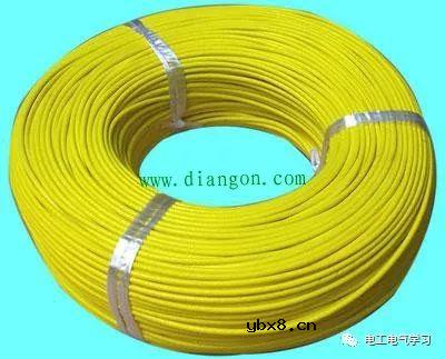 已知设备功率，确定导线截面时需要考虑哪些因素？ 