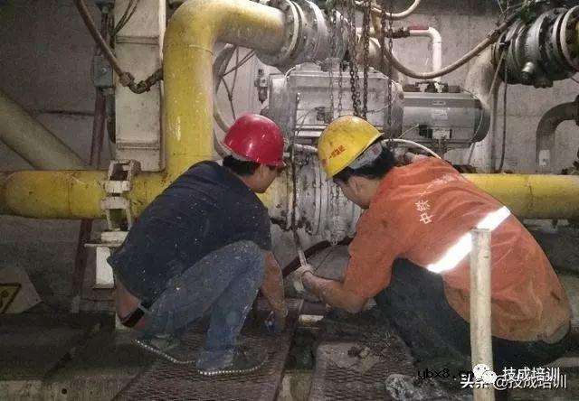 从电工到机电工程师一路艰辛历程 