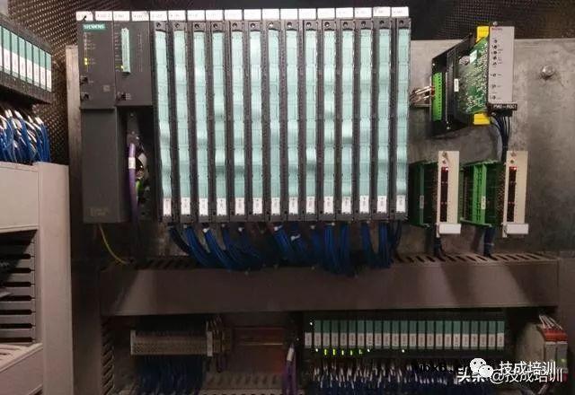 从电工到机电工程师一路艰辛历程 