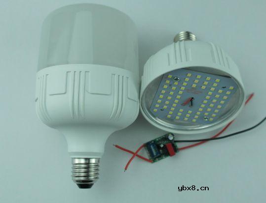 LED灯和节能灯对比，其实这个个更省电 