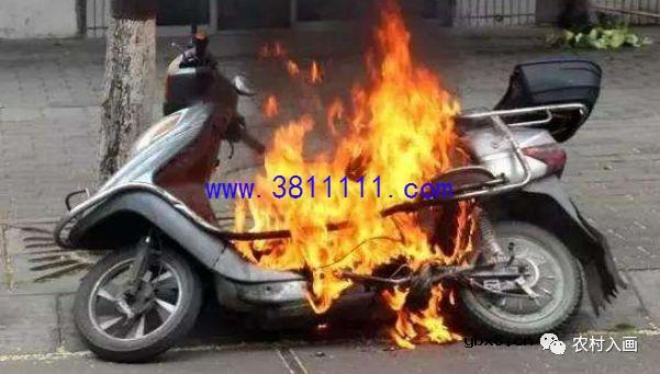 电动车越开电池越不耐用？别急着换！充电注意这3点多用5年没问题 